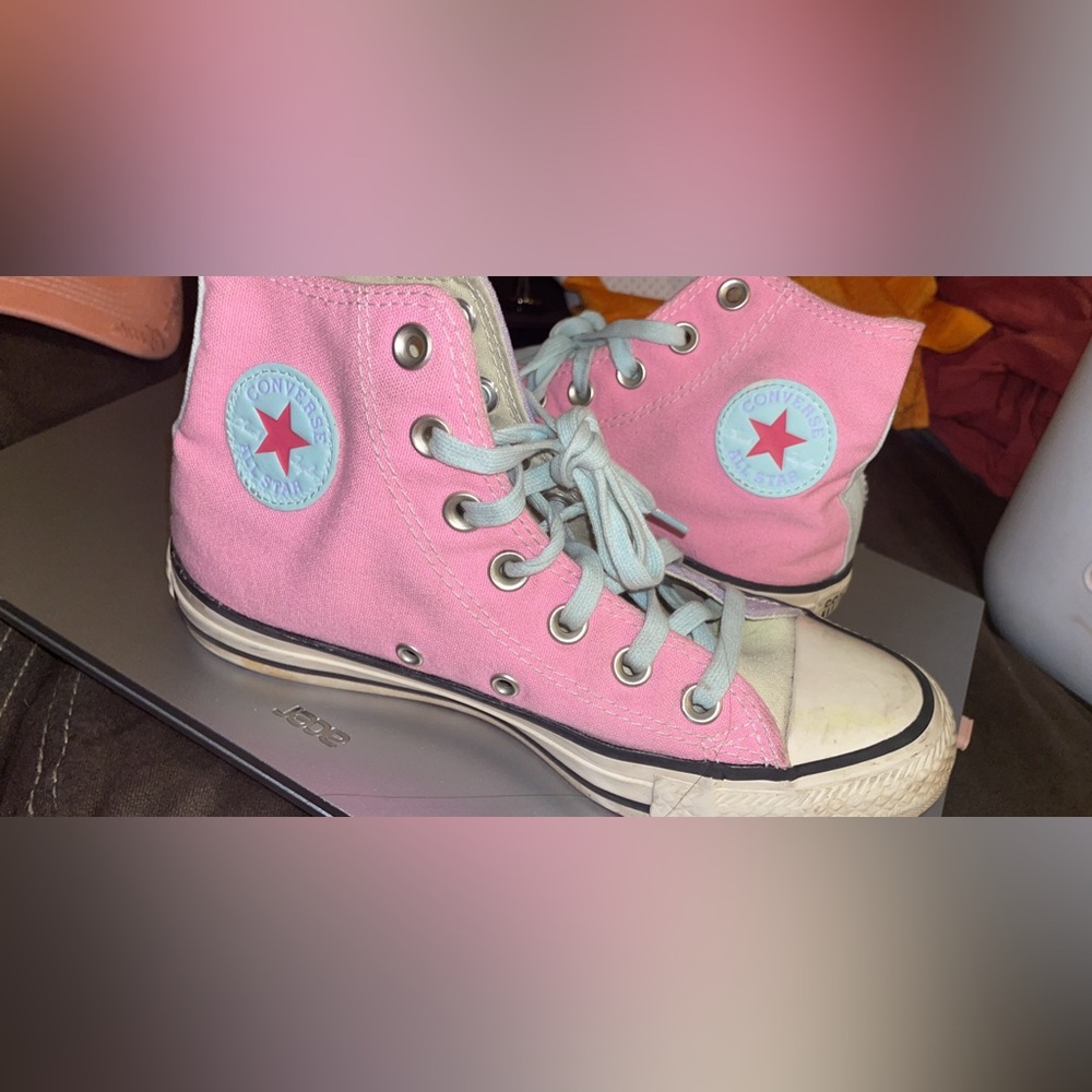 purple/pink converse high tops